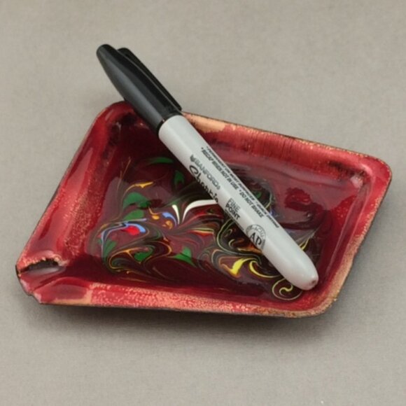 Vintage Enamel on Copper Red Abstract Swirl Ashtray Artisan Handmade - Picture 13 of 14